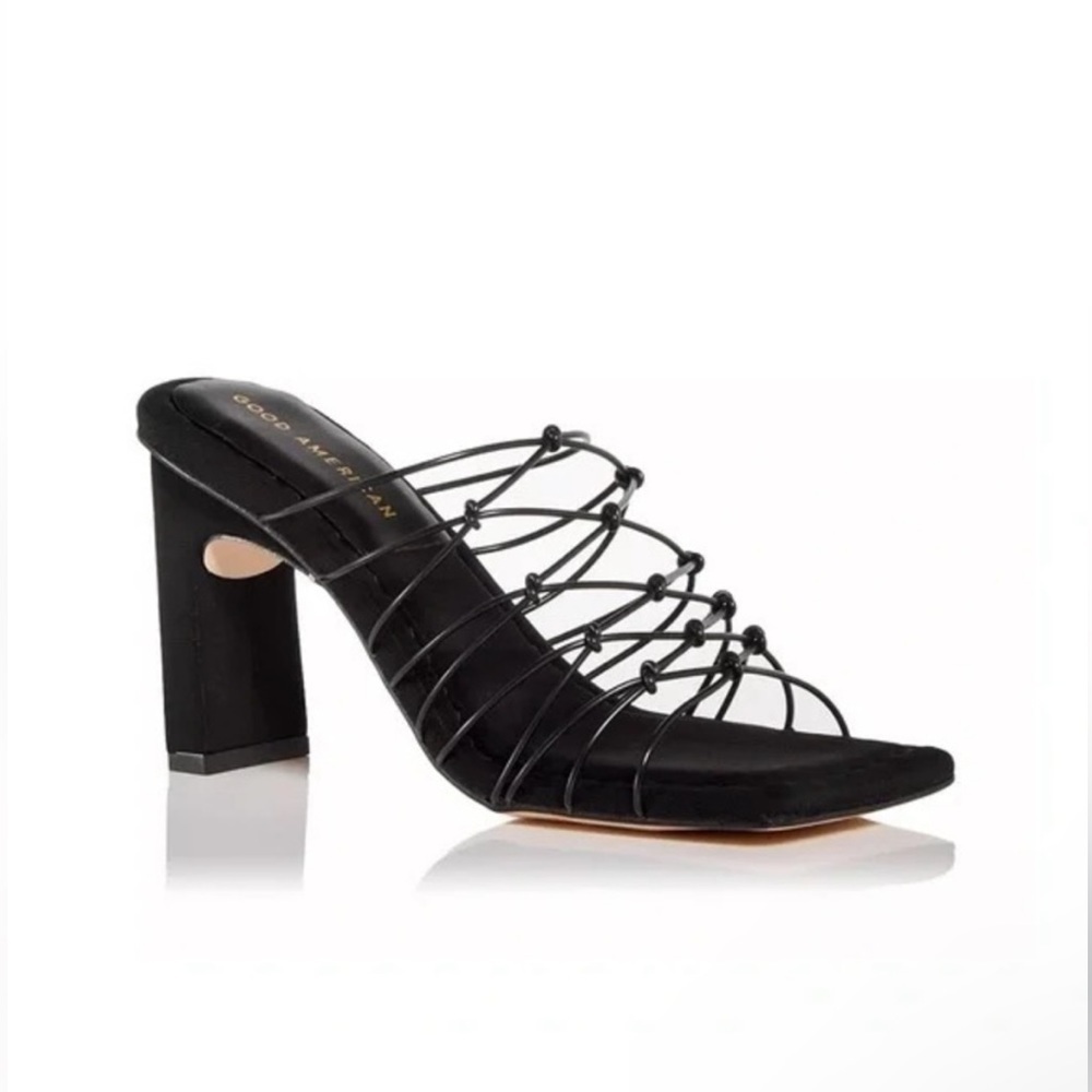 NIB Good American Neoprene black heels​